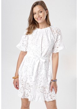 Biała Sukienka Ocealyn ze sklepu Born2be Odzież w kategorii Sukienki - zdjęcie 95010723