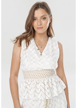 Biała Bluzka Sereros ze sklepu Born2be Odzież w kategorii Bluzki damskie - zdjęcie 95012000