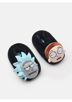 Cropp - Kapcie Rick nad Morty - niebieski ze sklepu Cropp w kategorii Kapcie damskie - zdjęcie 95901252