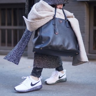 Buty sportowe w zimowej stylizacji - zdjęcie produktu