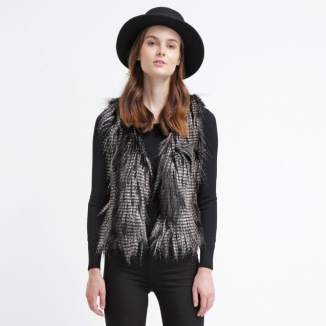 Hit sezonu - futerkowe kamizelki