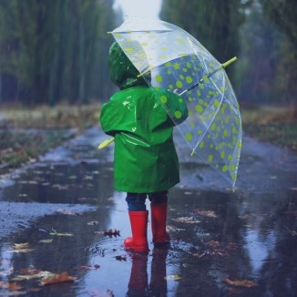 Jak ubrać dziecko w deszczowy dzień? - zdjęcie produktu