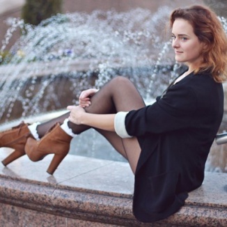 Skarepetki i podkolanówki - jak je nosić?