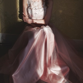 Studniówka 2016: sukienki ze zdobieniami